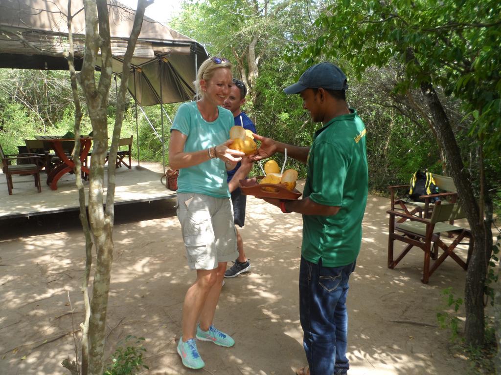Yala Leopard Mobile Camp Hotel Екстериор снимка